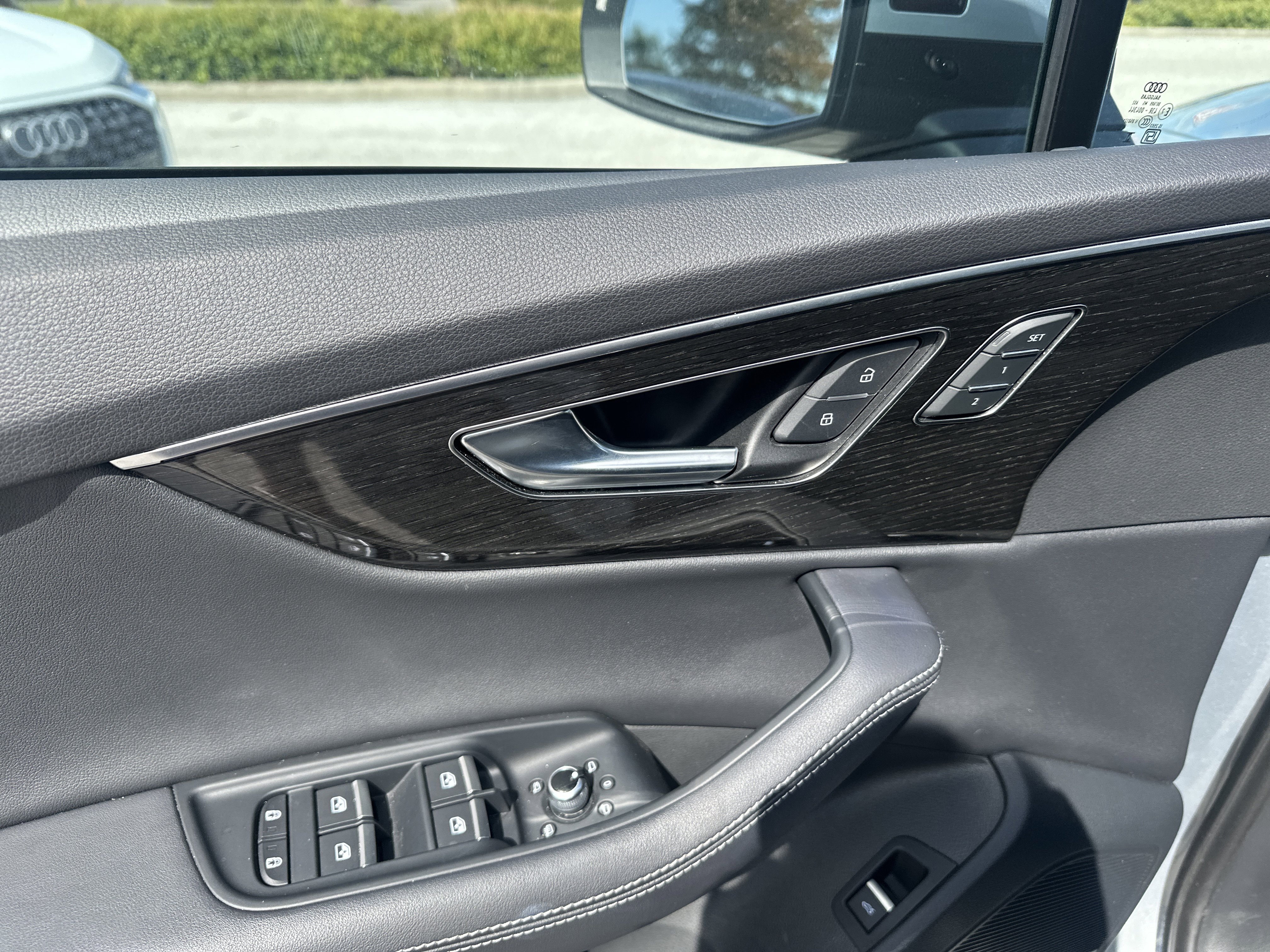 Used 2025 Audi Q7 3.0T Premium Plus image 9