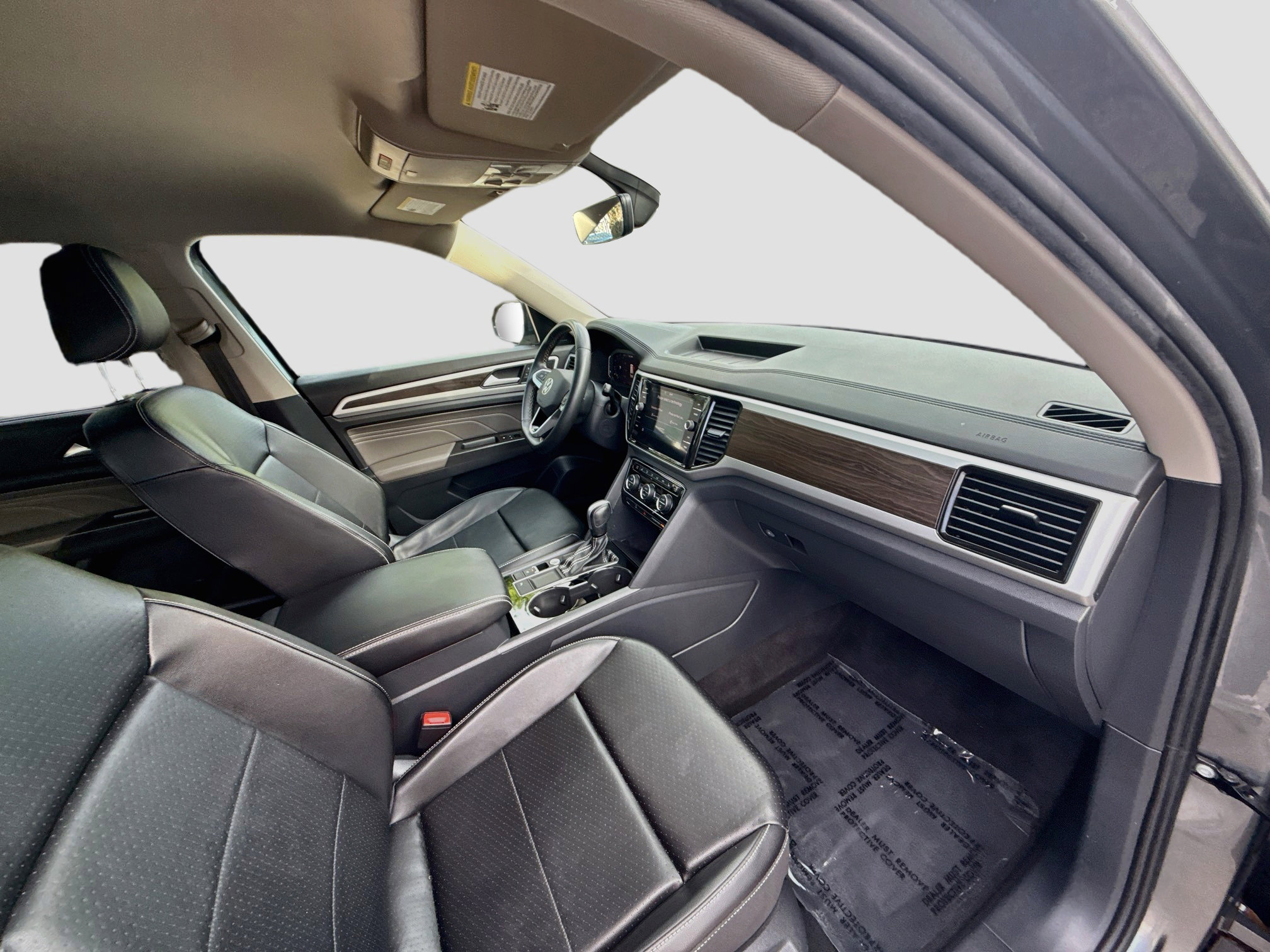 Used 2022 Volkswagen Atlas SE FWD image 32