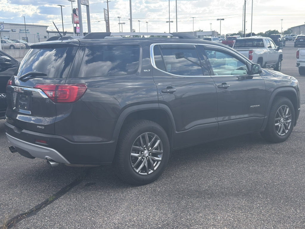 Used 2017 GMC Acadia SLT AWD/4WD image 4