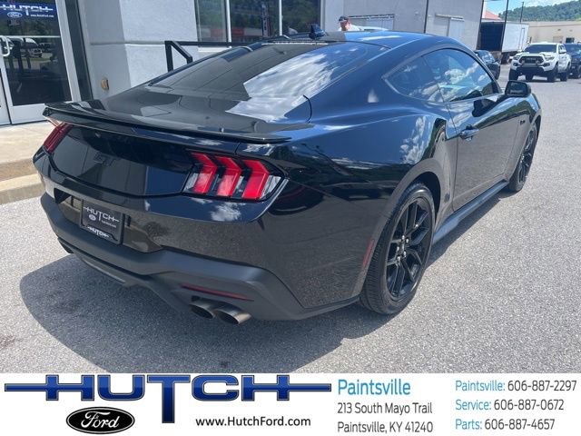 Used 2024 Ford Mustang GT RWD image 3