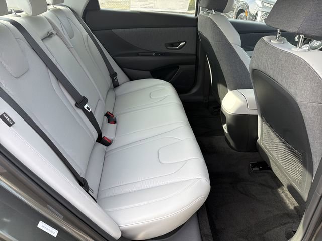 New 2026 Hyundai Elantra Limited image 15