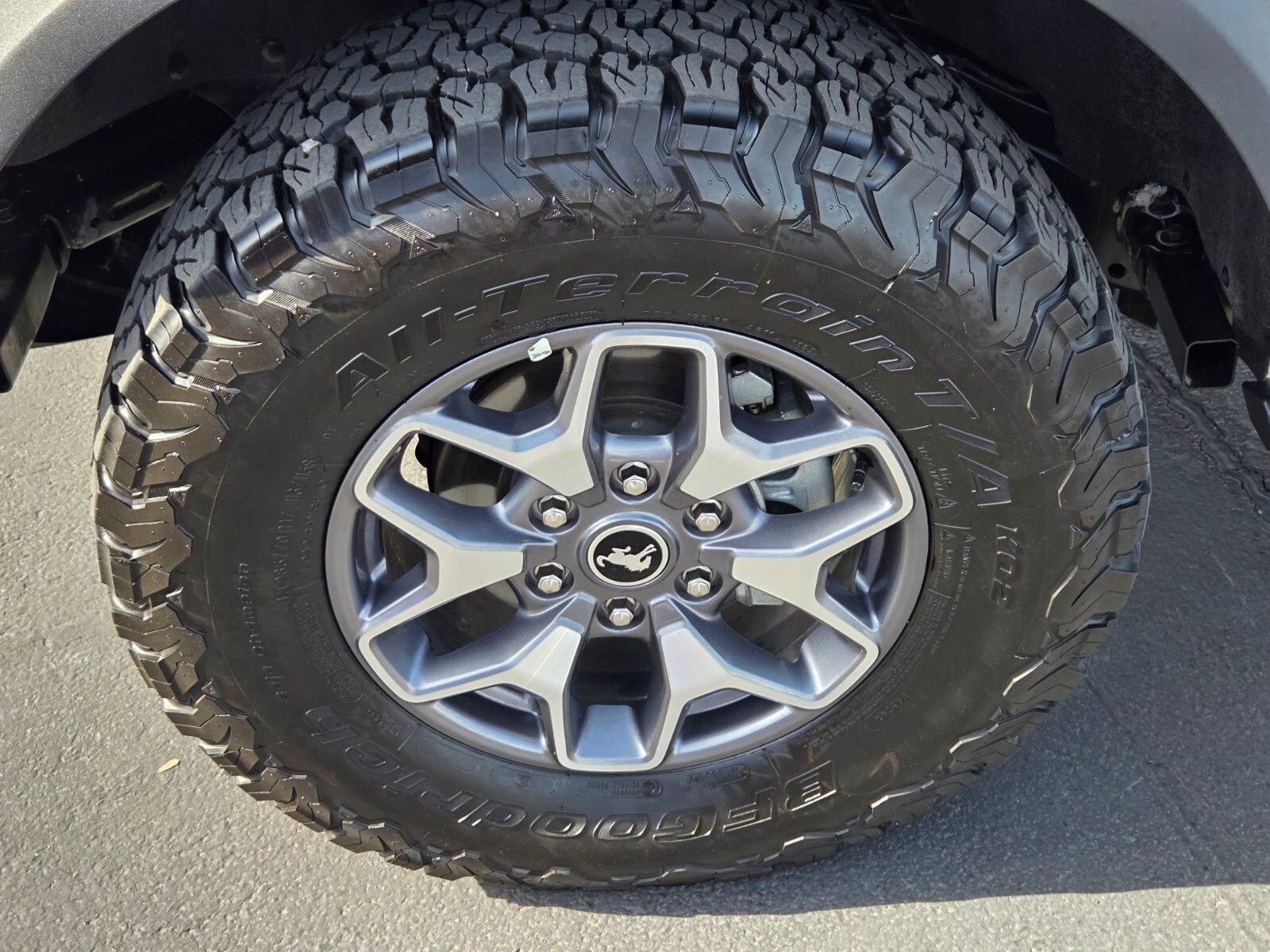 Certified 2025 Ford Bronco Badlands image 9