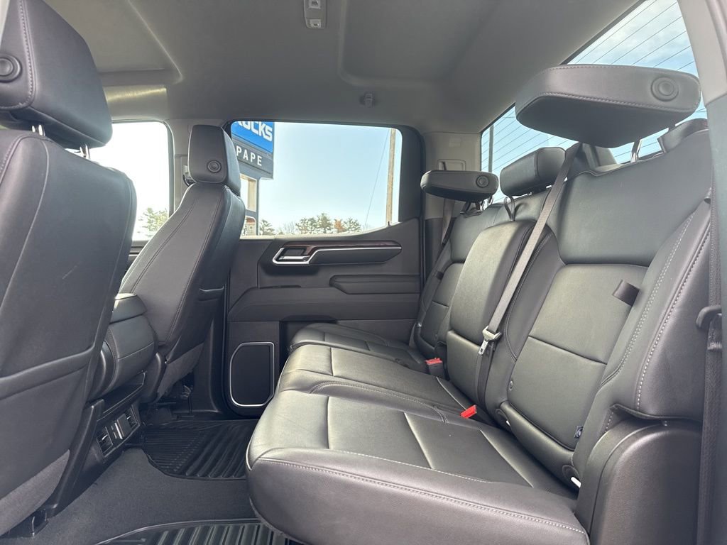 Used 2025 GMC Sierra 1500 SLT image 18