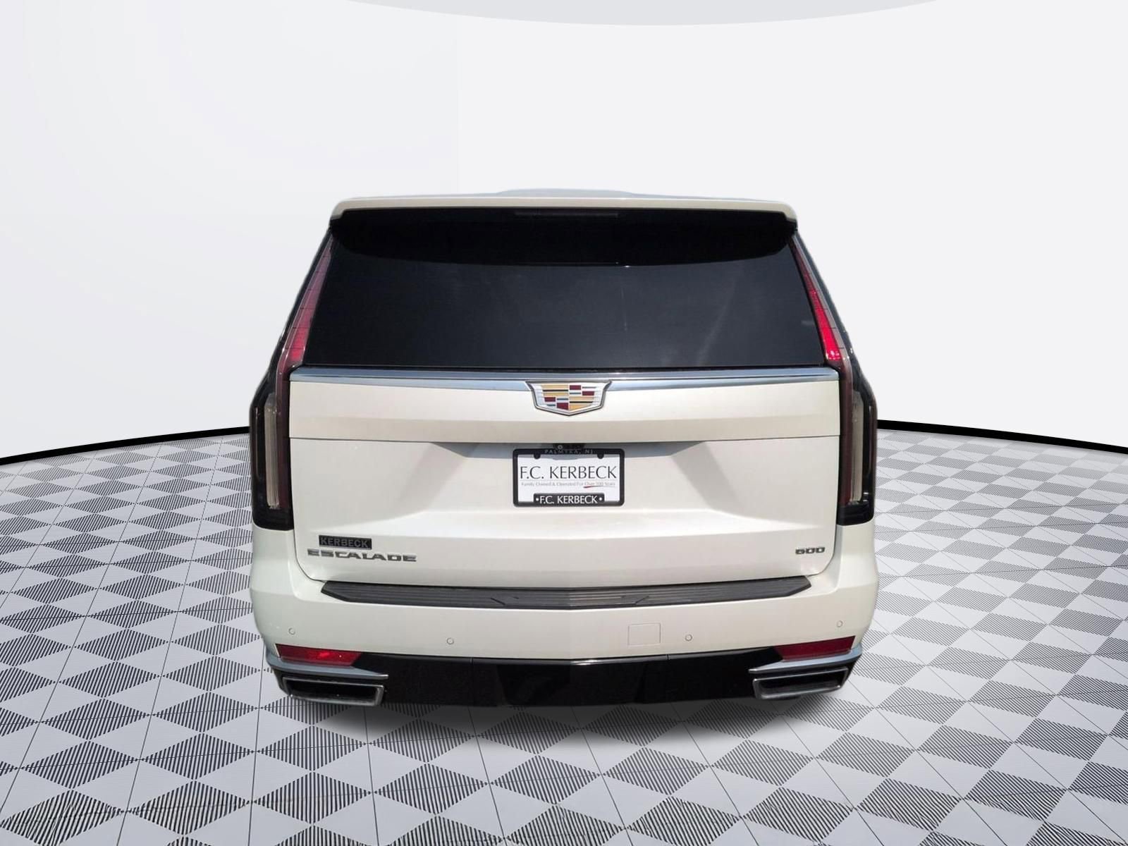 Certified 2021 Cadillac Escalade Premium Luxury image 7