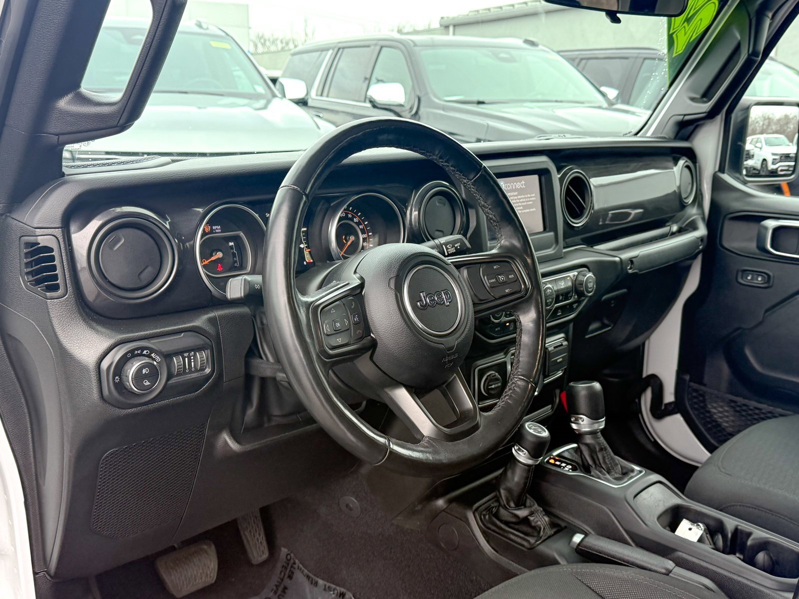 Used 2022 Jeep Gladiator Sport image 14