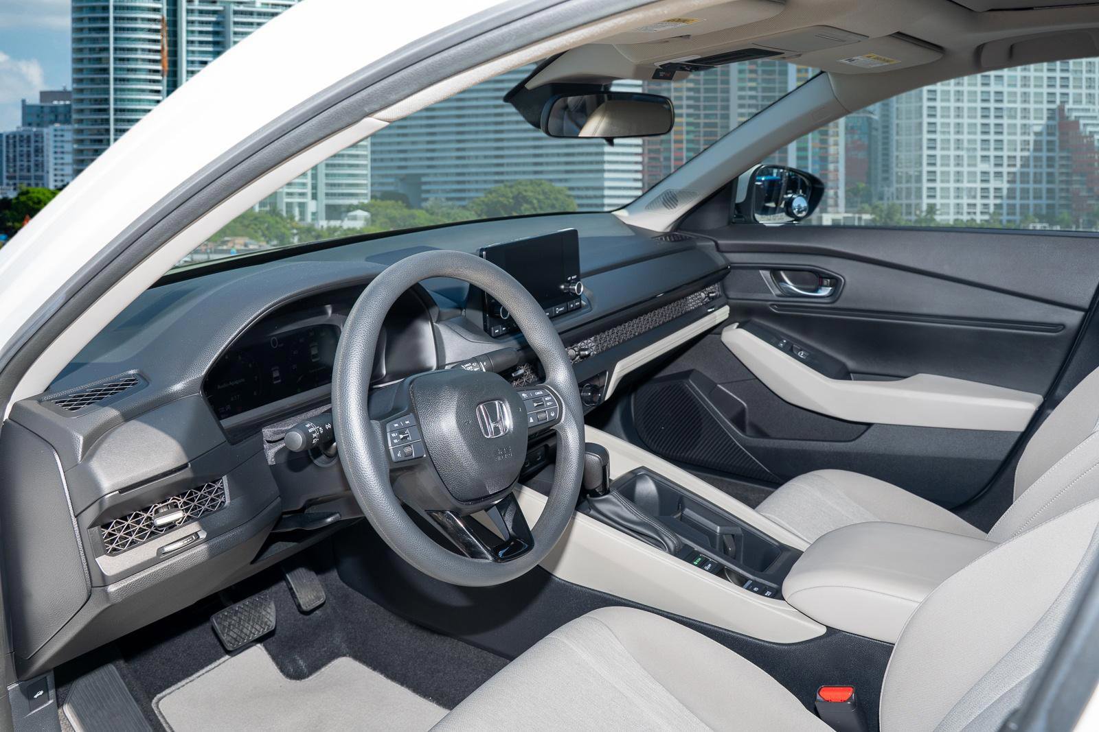 Certified 2023 Honda Accord EX image 15