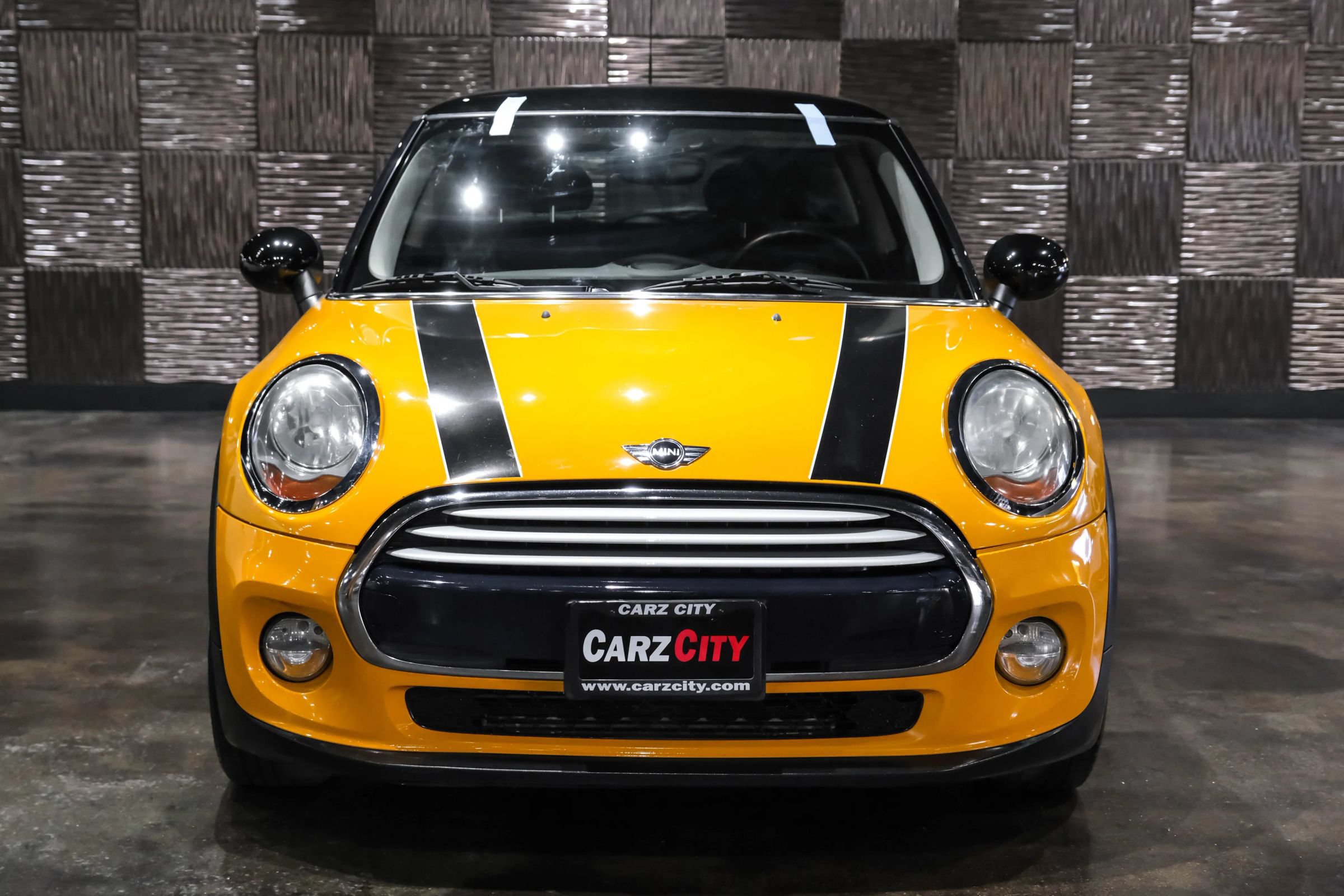 Used 2014 MINI Cooper 2-Door Hardtop FWD image 5