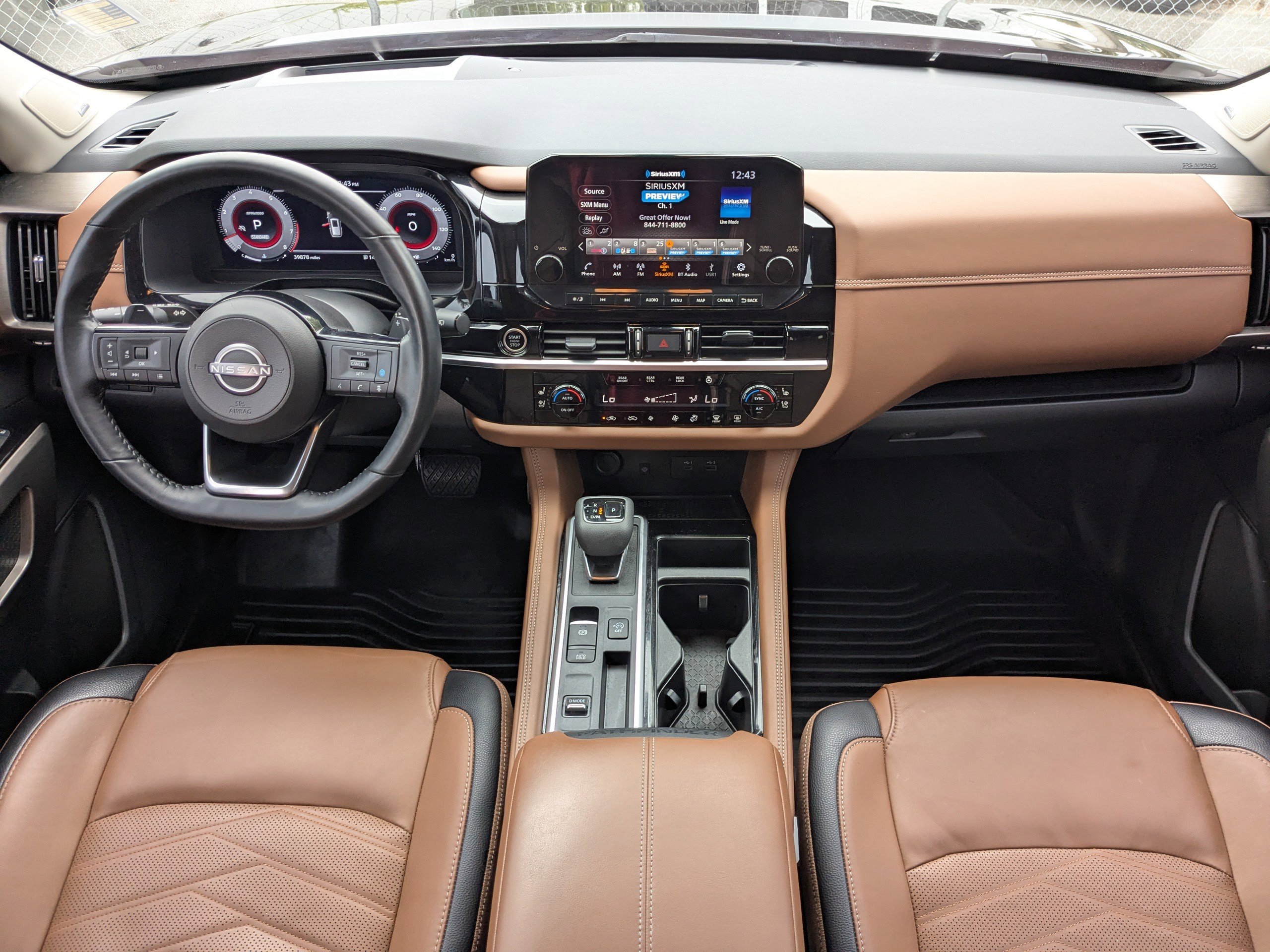 Used 2024 Nissan Pathfinder Platinum image 14