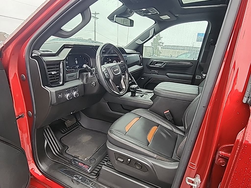 Used 2024 GMC Sierra 1500 AT4 w/ AT4 Preferred Package AWD/4WD image 10