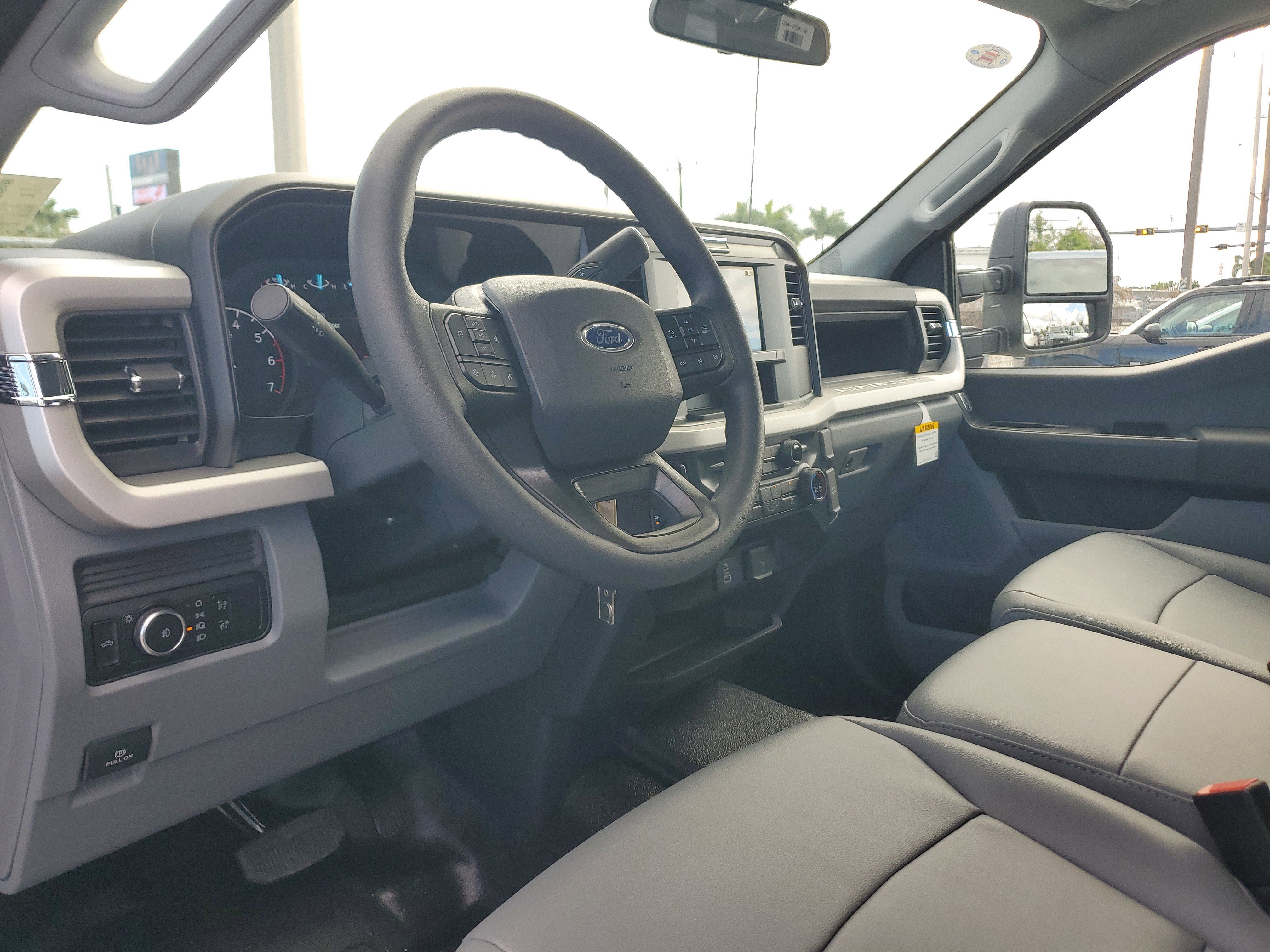 New 2026 Ford F250 XL w/ XL Chrome Package image 10