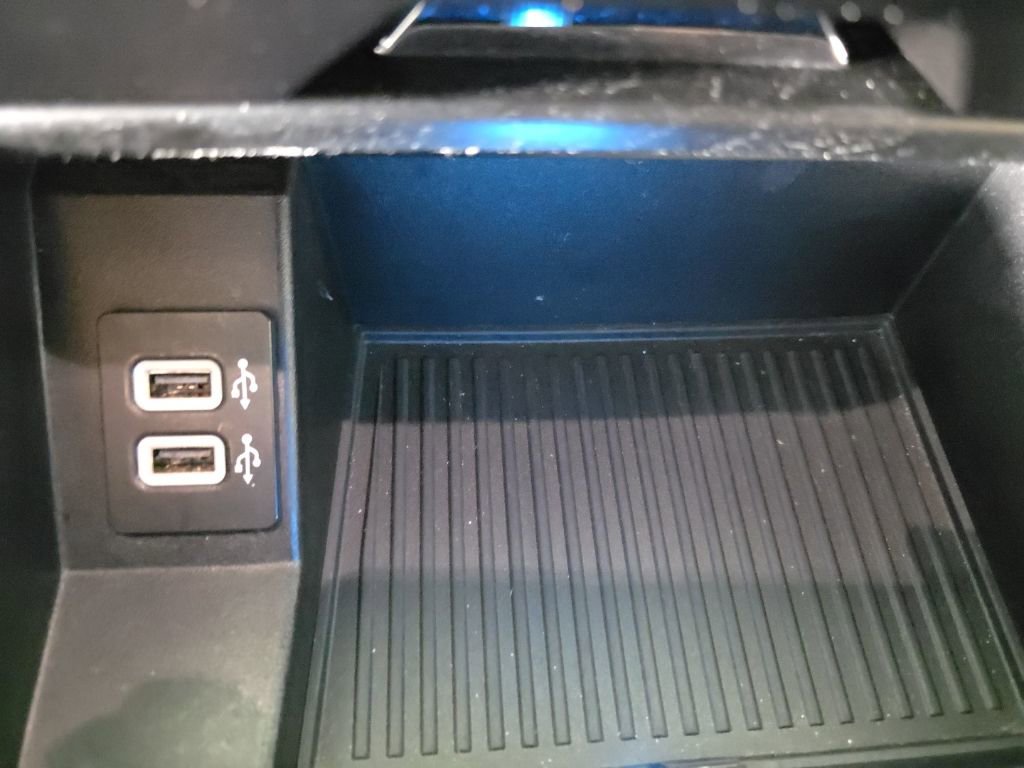 Used 2019 Ford F150 Platinum w/ Max Trailer Tow Package image 23