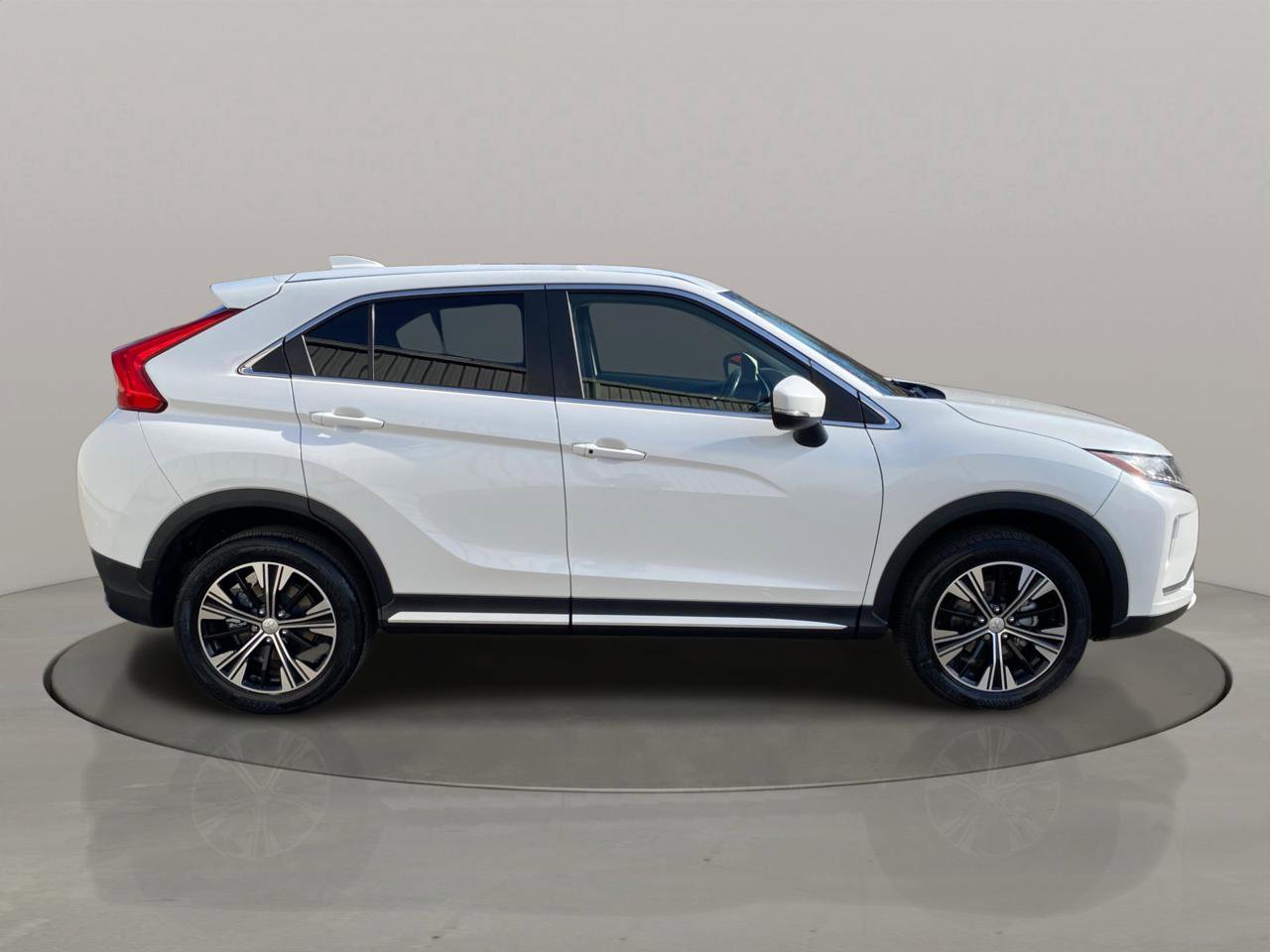 Used 2018 Mitsubishi Eclipse Cross SEL AWD/4WD image 18