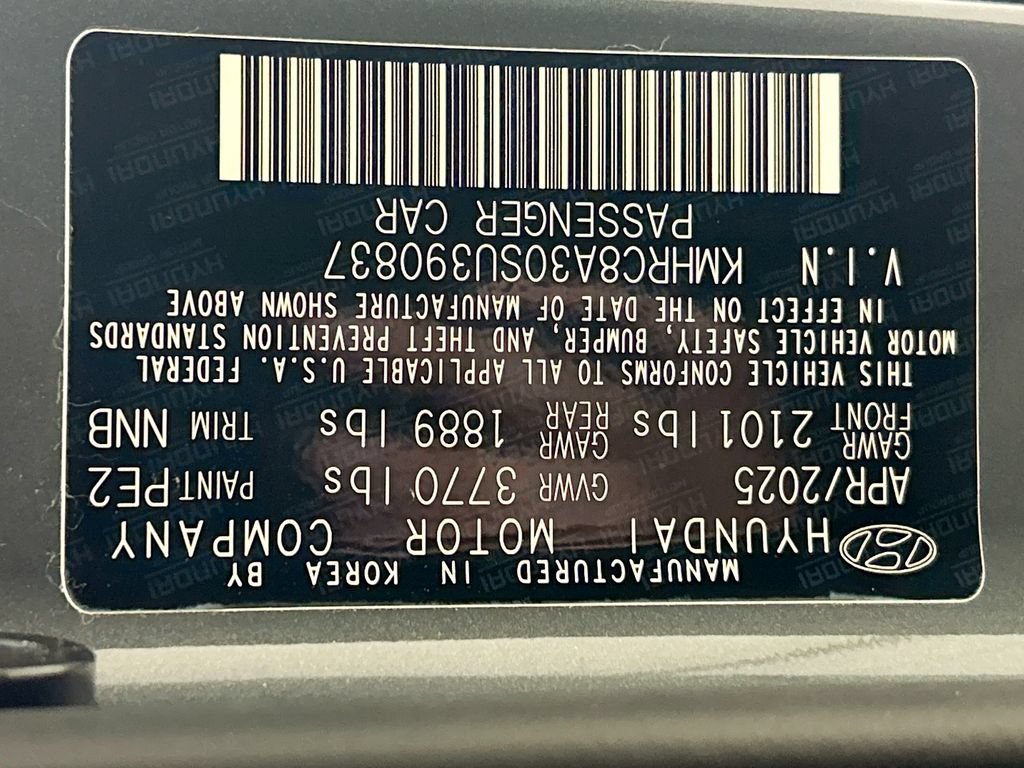 Used 2025 Hyundai Venue SEL FWD image 33