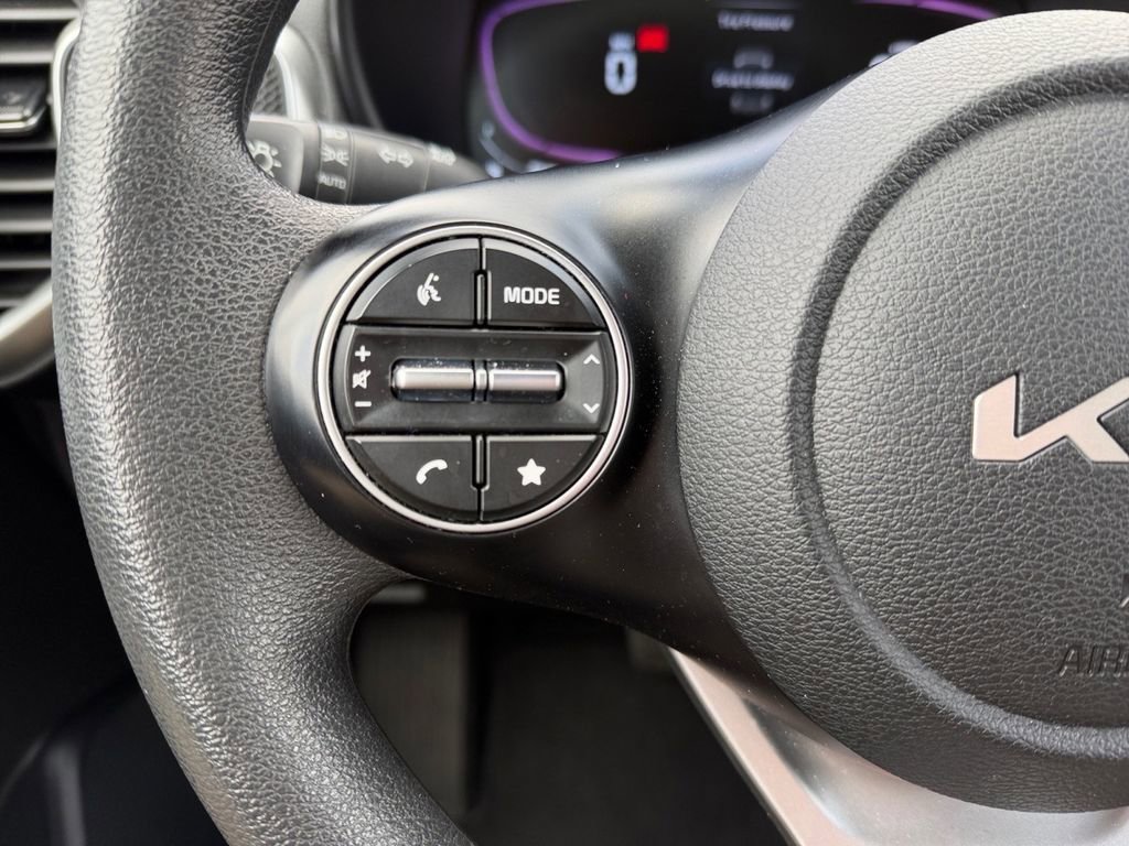 Used 2024 Kia Soul LX w/ Option Group 015 image 21