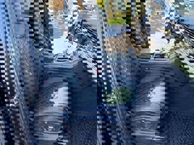 Used 2025 Audi SQ7 Prestige image 29