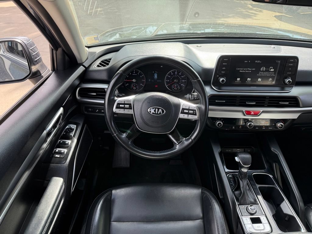 Used 2020 Kia Telluride LX AWD/4WD image 2