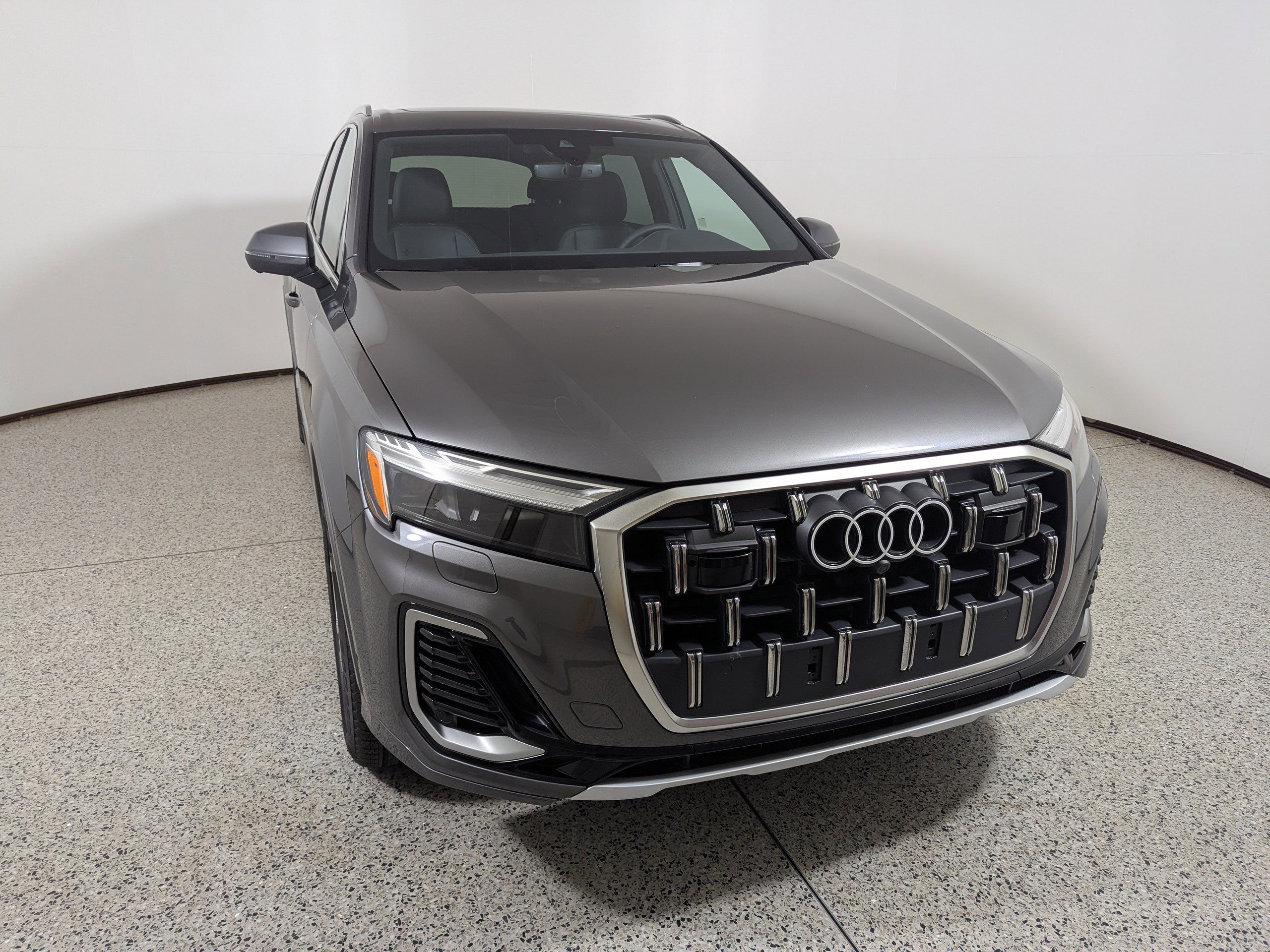 New 2025 Audi Q7 2.0T Premium