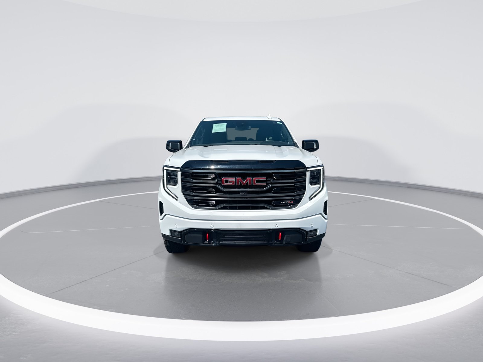 Used 2025 GMC Sierra 1500 AT4 AWD/4WD image 3