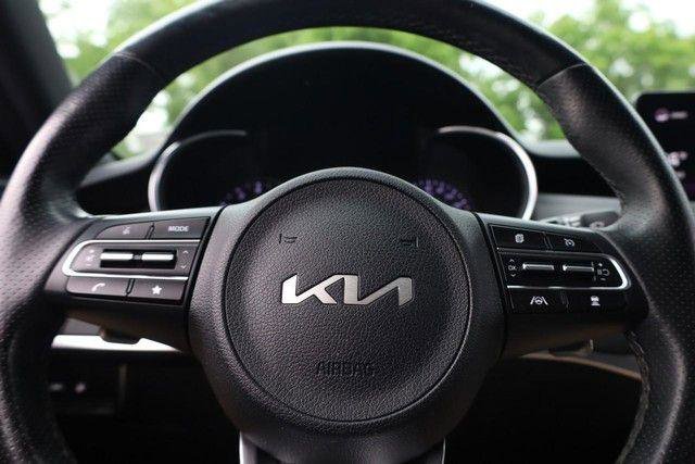 Used 2022 Kia Stinger GT-Line AWD/4WD image 9
