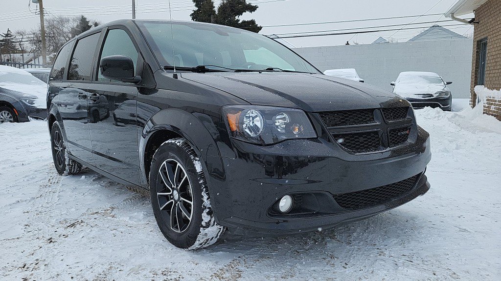 Used 2019 Dodge Grand Caravan GT FWD image 3