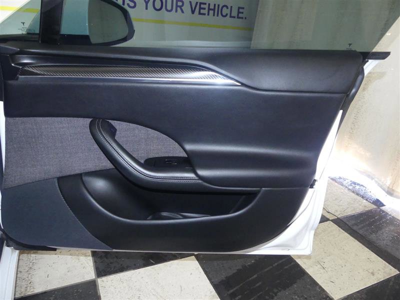 Used 2021 Tesla Model S Plaid image 23