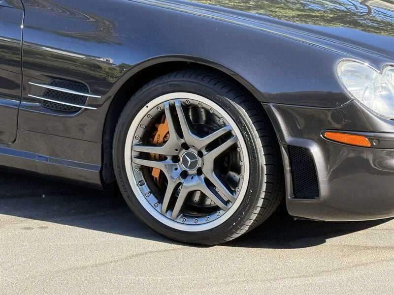 Used 2006 Mercedes-Benz SL 65 AMG image 11