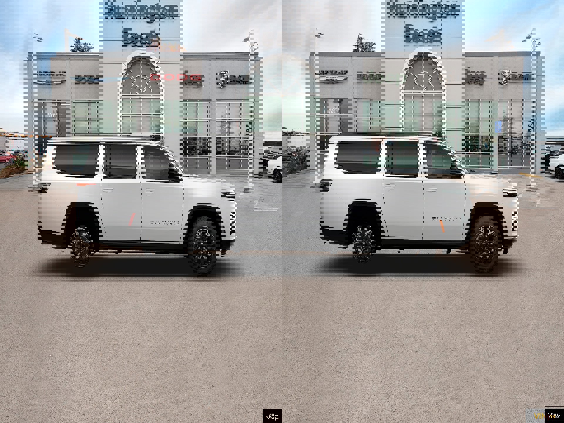 New 2026 Jeep Grand Wagoneer L Limited w/ Premium Group II image 9