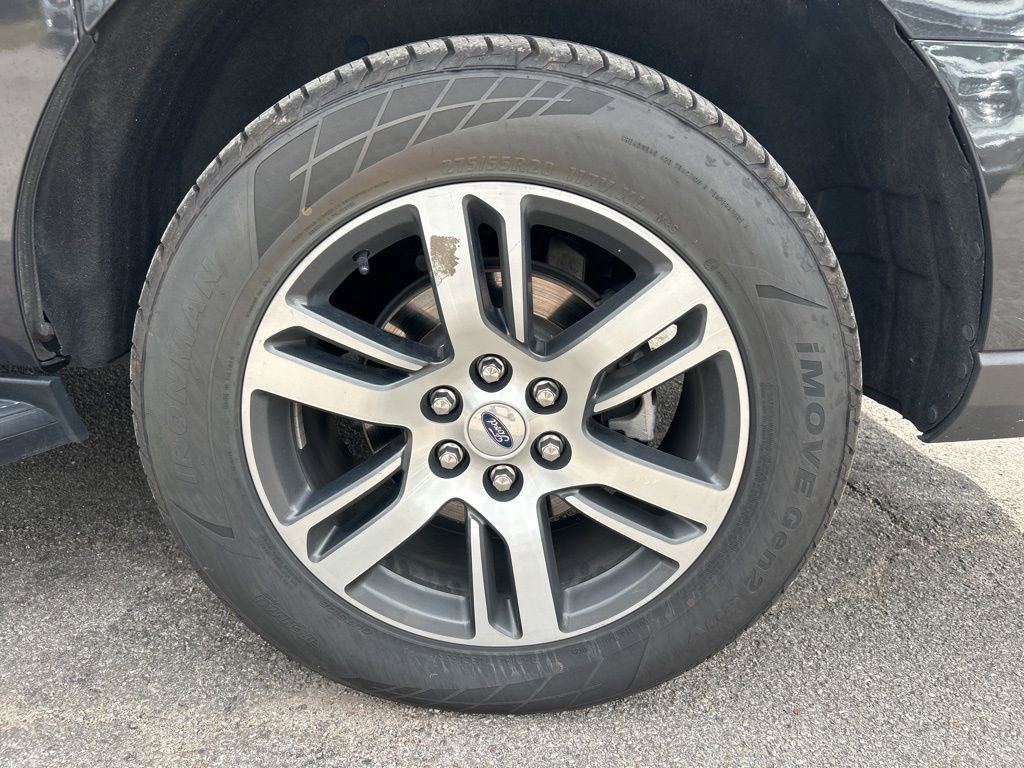 Used 2024 Ford Expedition Max Limited image 8