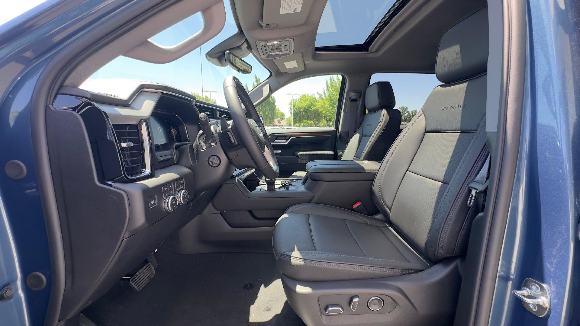 New 2026 GMC Sierra 1500 Denali AWD/4WD image 18