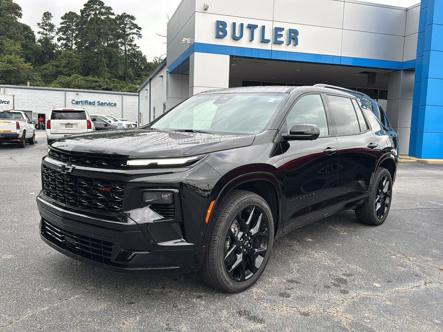 New 2026 Chevrolet Traverse RS image 2