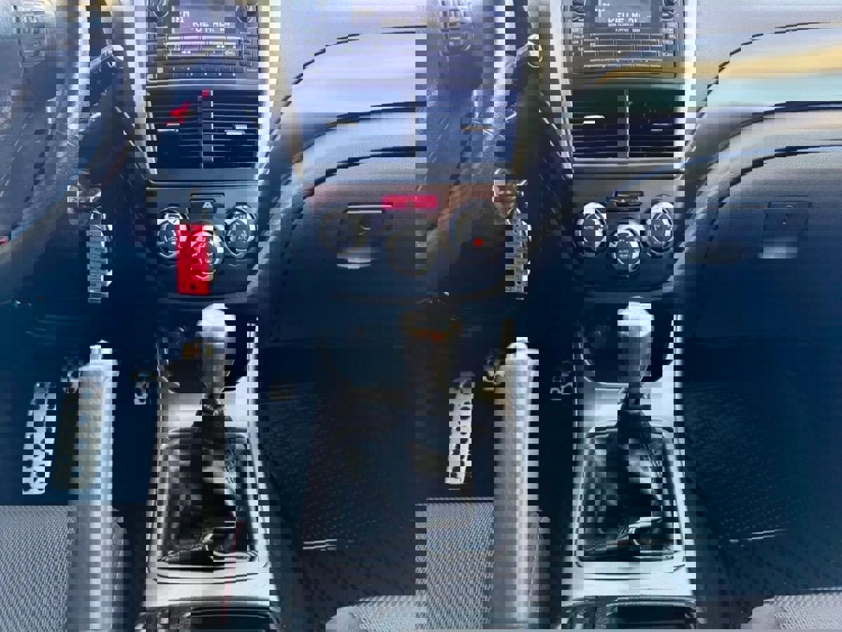 Used 2013 Subaru Impreza WRX Premium image 13