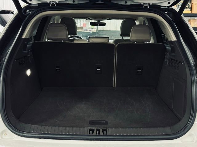 Used 2022 Lincoln Nautilus Reserve image 12