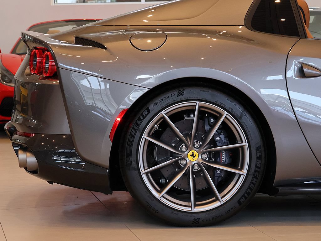 Certified 2022 Ferrari 812 GTS RWD image 38