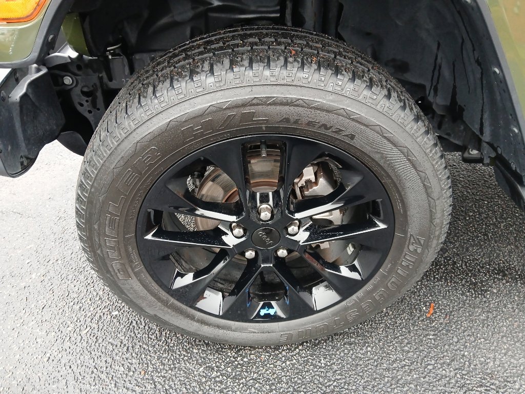 Used 2022 Jeep Wrangler Unlimited Sahara image 9