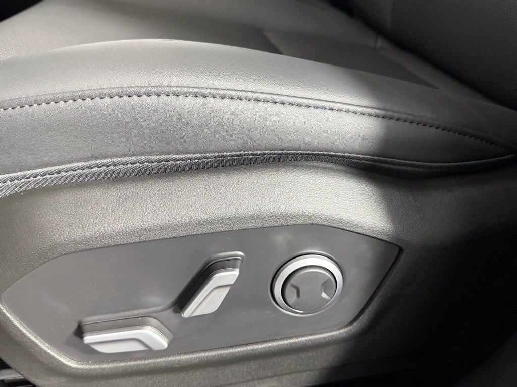 Used 2026 Hyundai Santa Fe XRT image 23