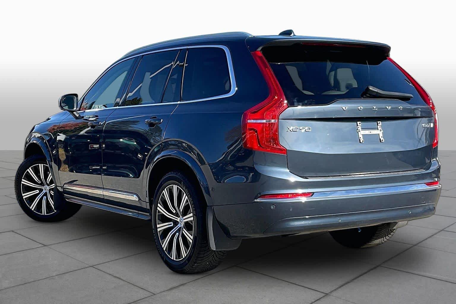 Used 2023 Volvo XC90 B6 Plus w/ Protection Package Premier AWD/4WD image 11