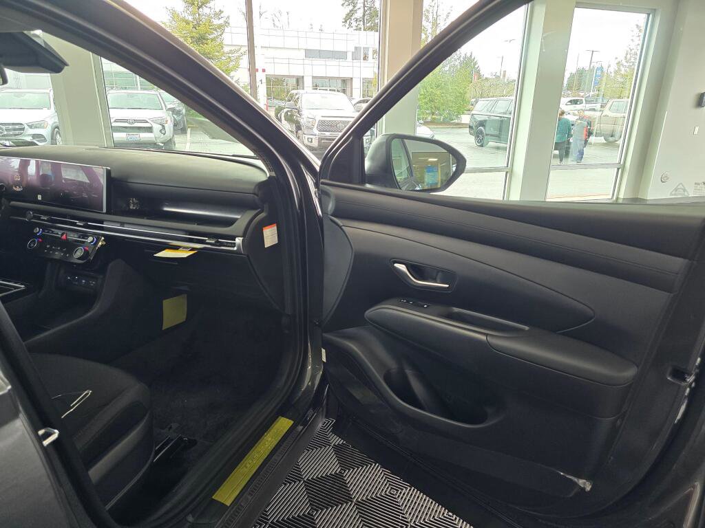 New 2026 Hyundai Tucson Blue SE image 41