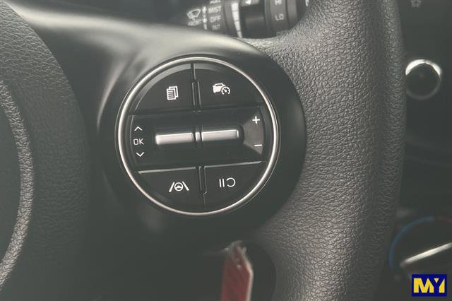 Used 2025 Kia Soul LX image 30