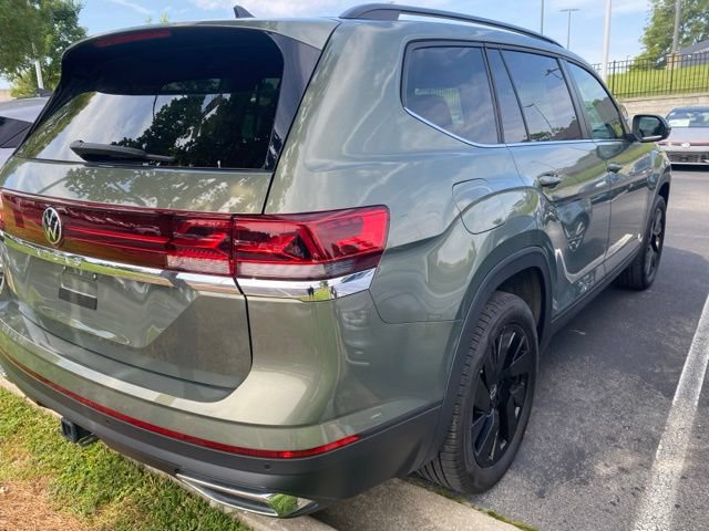 Used 2026 Volkswagen Atlas SE w/ Panoramic Sunroof Package FWD image 11
