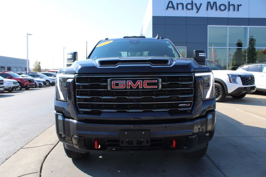 Used 2024 GMC Sierra 2500 AT4 w/ AT4 Premium Plus Package image 2