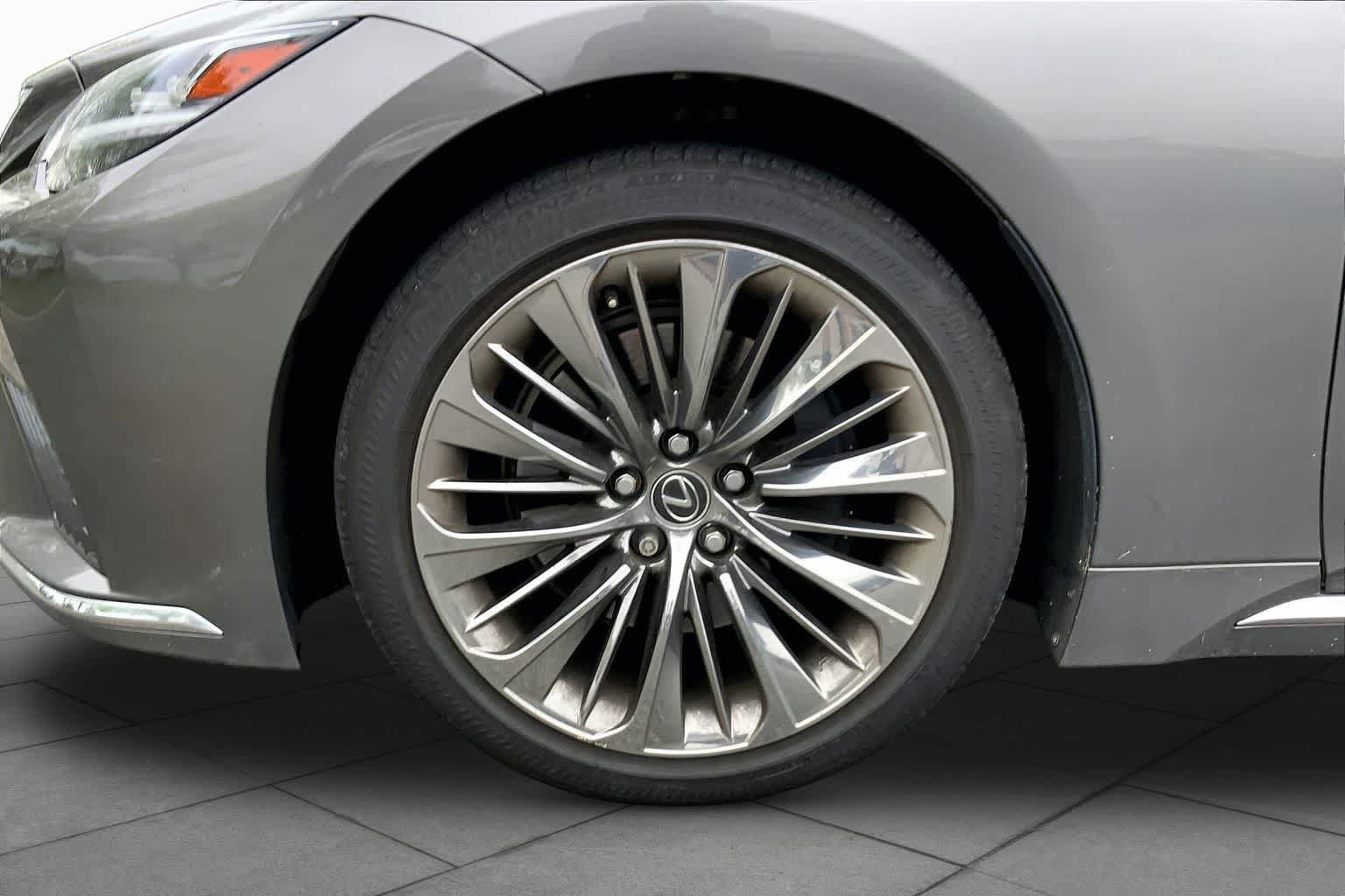 Certified 2023 Lexus LS 500 AWD w/ Interior Upgrade Package image 11