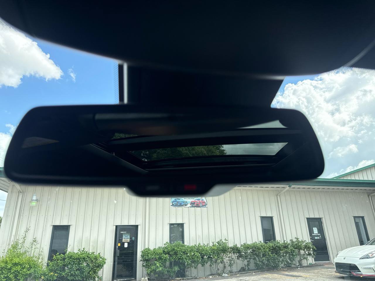 Used 2023 Chrysler 300 C RWD image 32