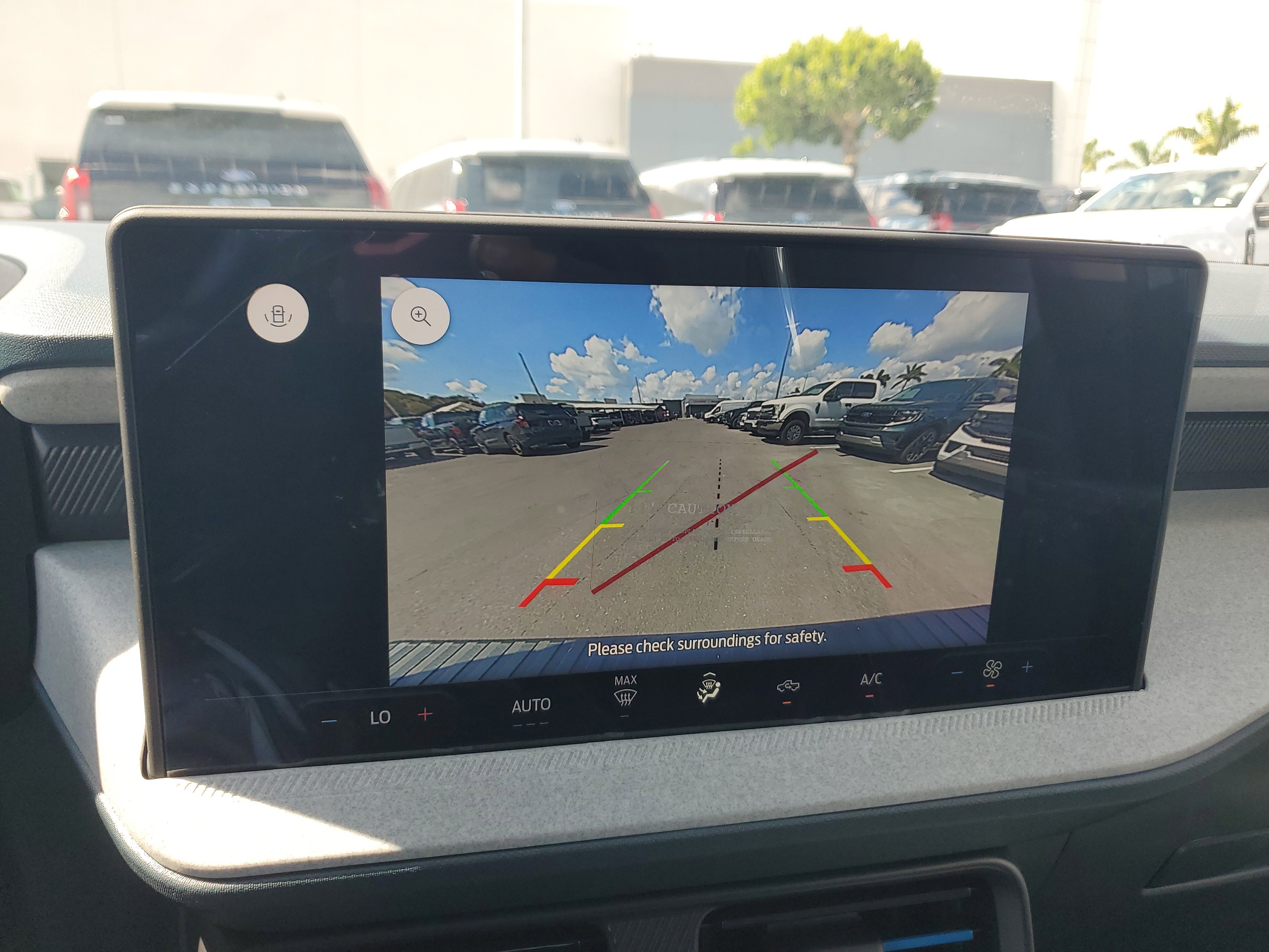 New 2026 Ford Maverick XLT image 18