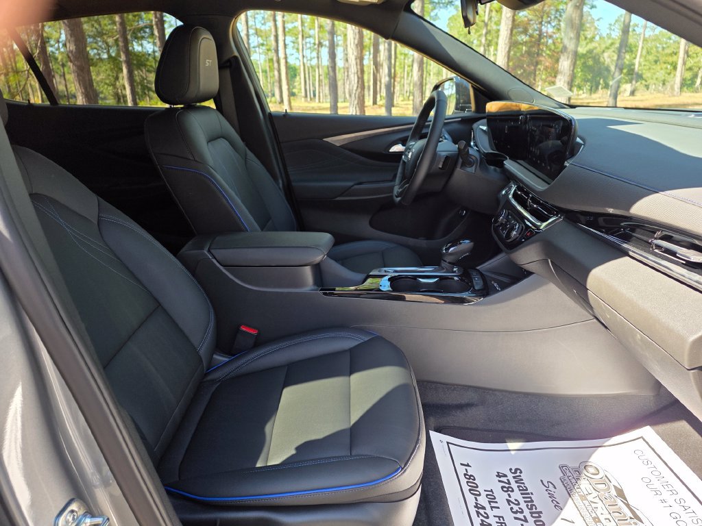 Used 2026 Buick Envista Sport Touring w/ Convenience I Package FWD image 24