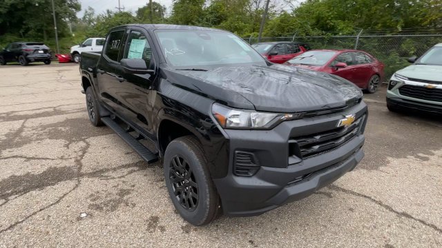 New 2026 Chevrolet Colorado W/T w/ WT Custom Package AWD/4WD image 4