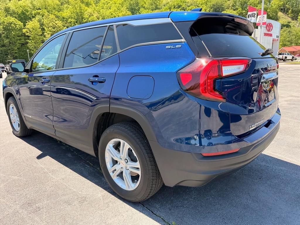 Used 2022 GMC Terrain SLE AWD/4WD image 7