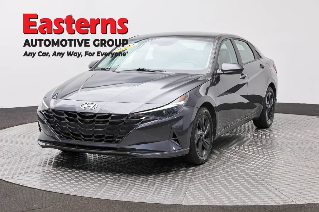 Used 2021 Hyundai Elantra SEL FWD video 1
