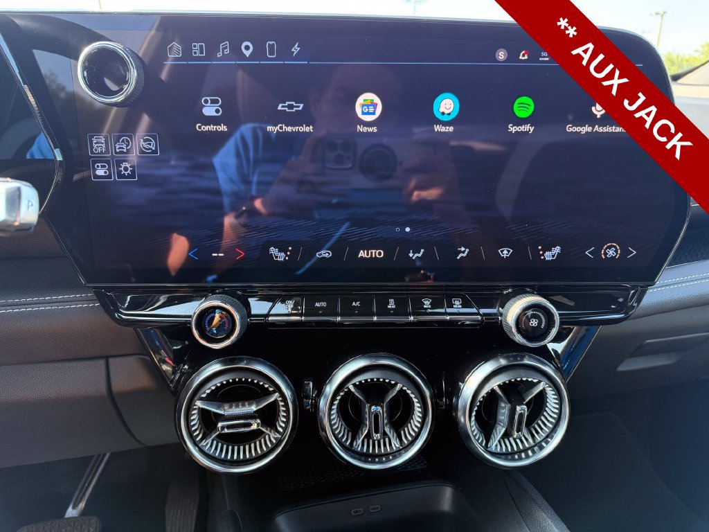 Used 2024 Chevrolet Blazer EV LT AWD/4WD image 25