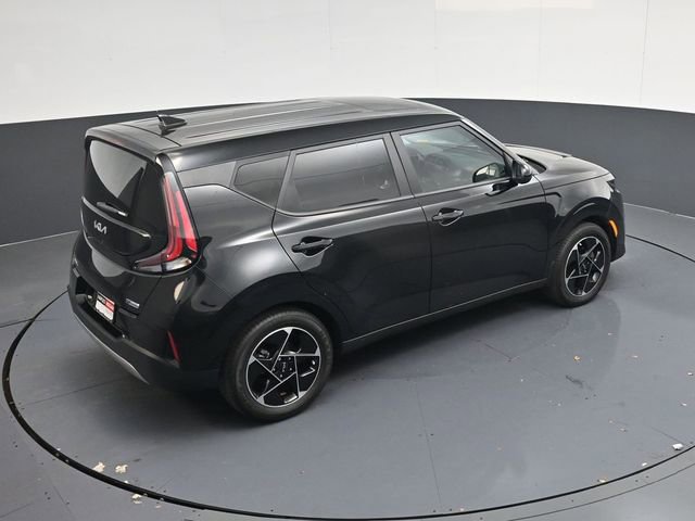 Used 2025 Kia Soul EX image 40