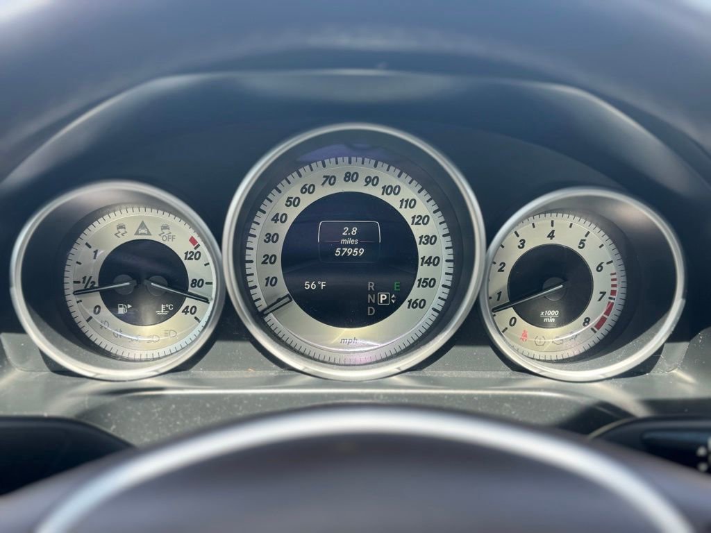 Used 2016 Mercedes-Benz E 350 4MATIC Sedan image 44